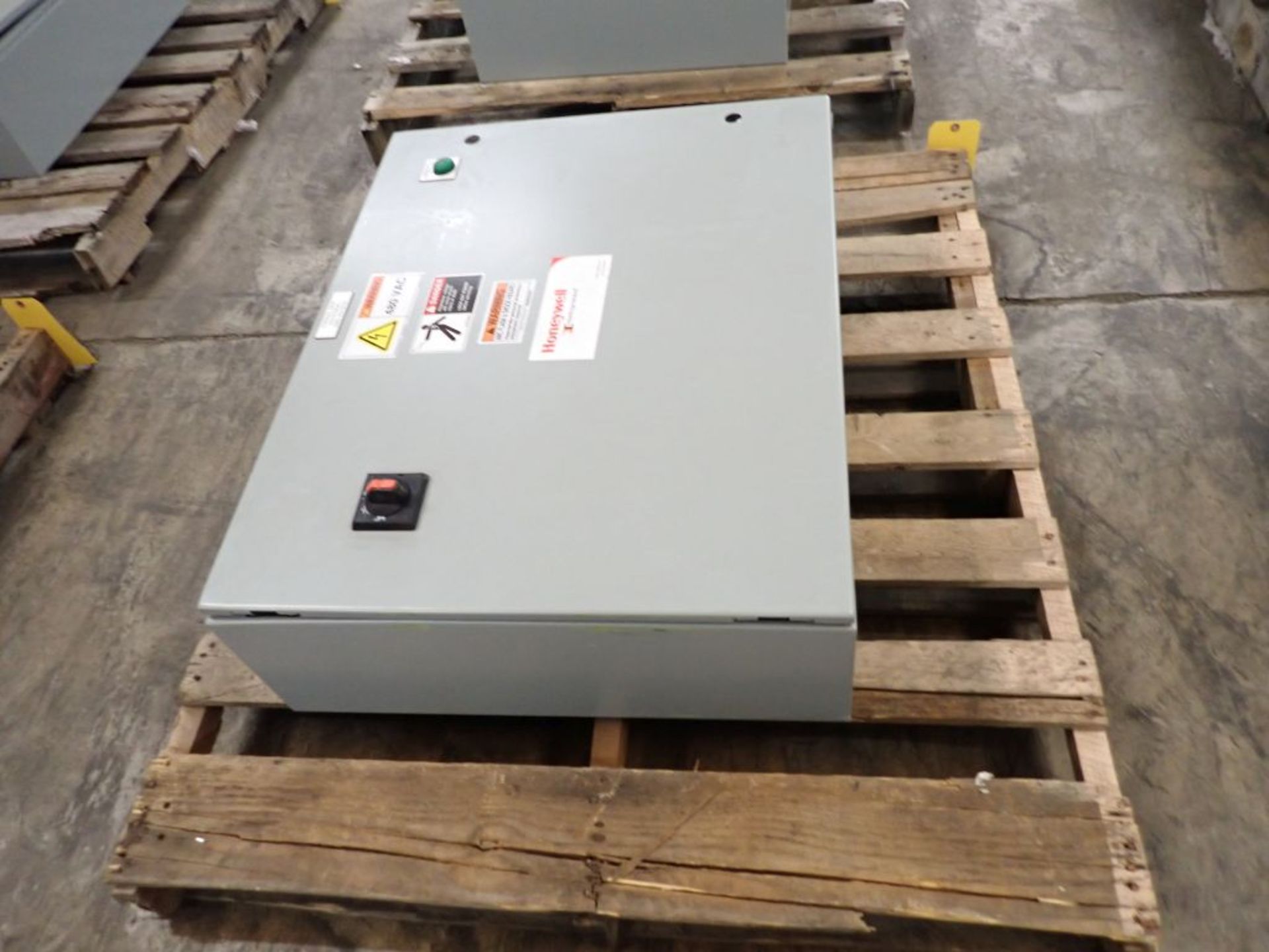Hoffman Nvent Industrial Control Panel Enclosure with Contents - Image 3 of 11