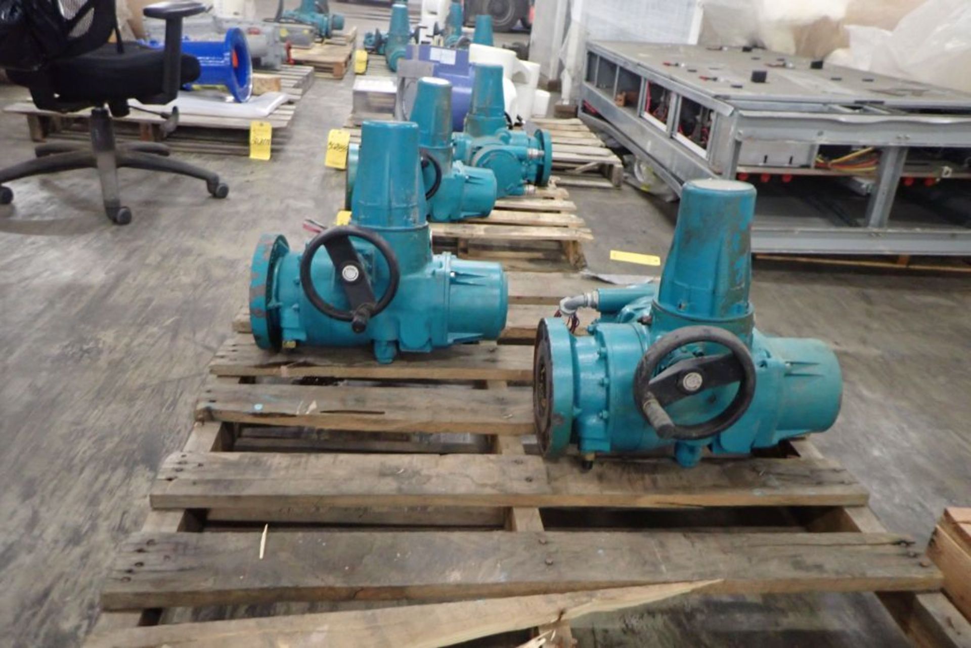 Lot of (2) Keystone Valve Actuators