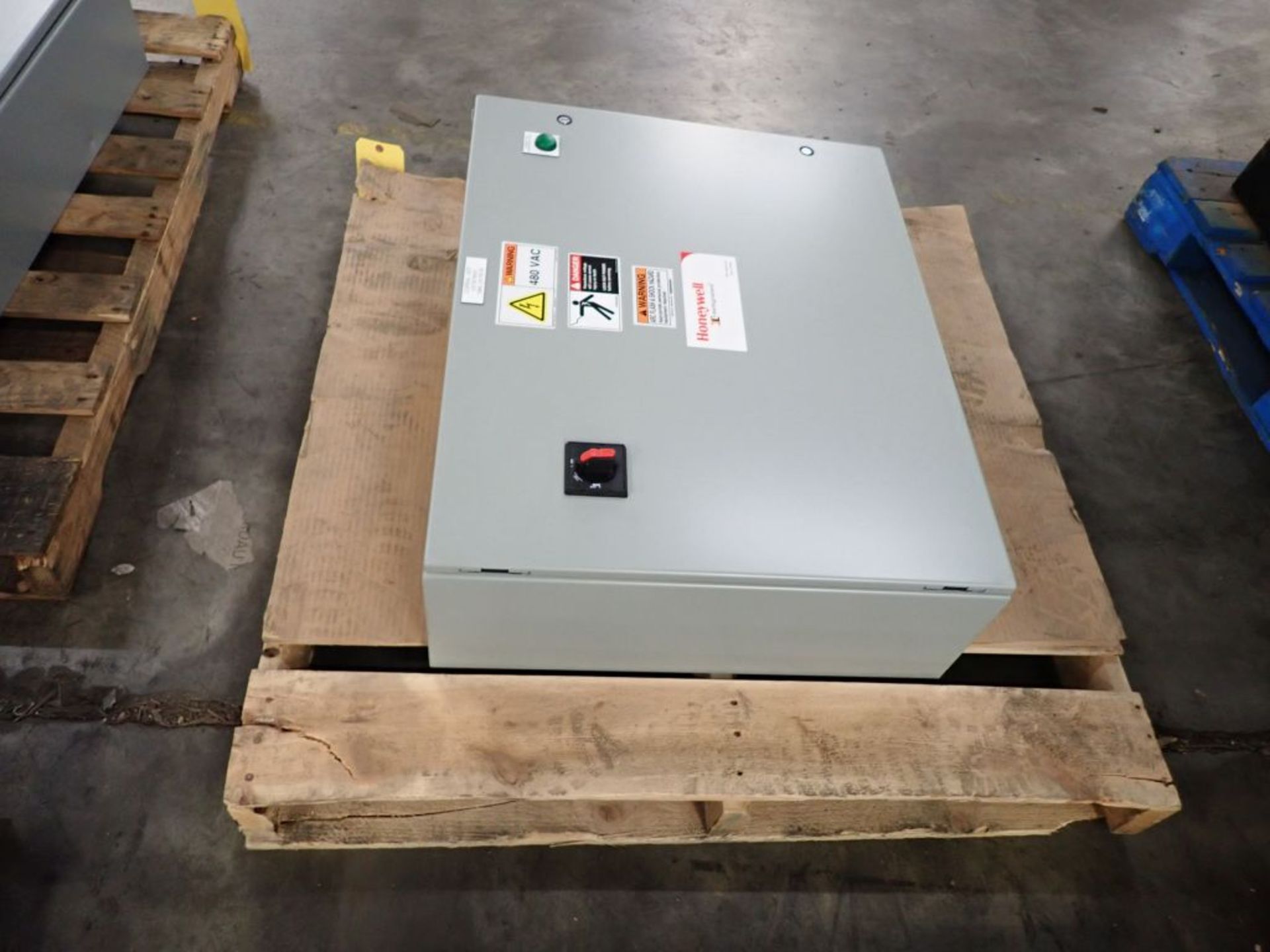 Hoffman Nvent Industrial Control Panel Enclosure with Contents - Image 3 of 9