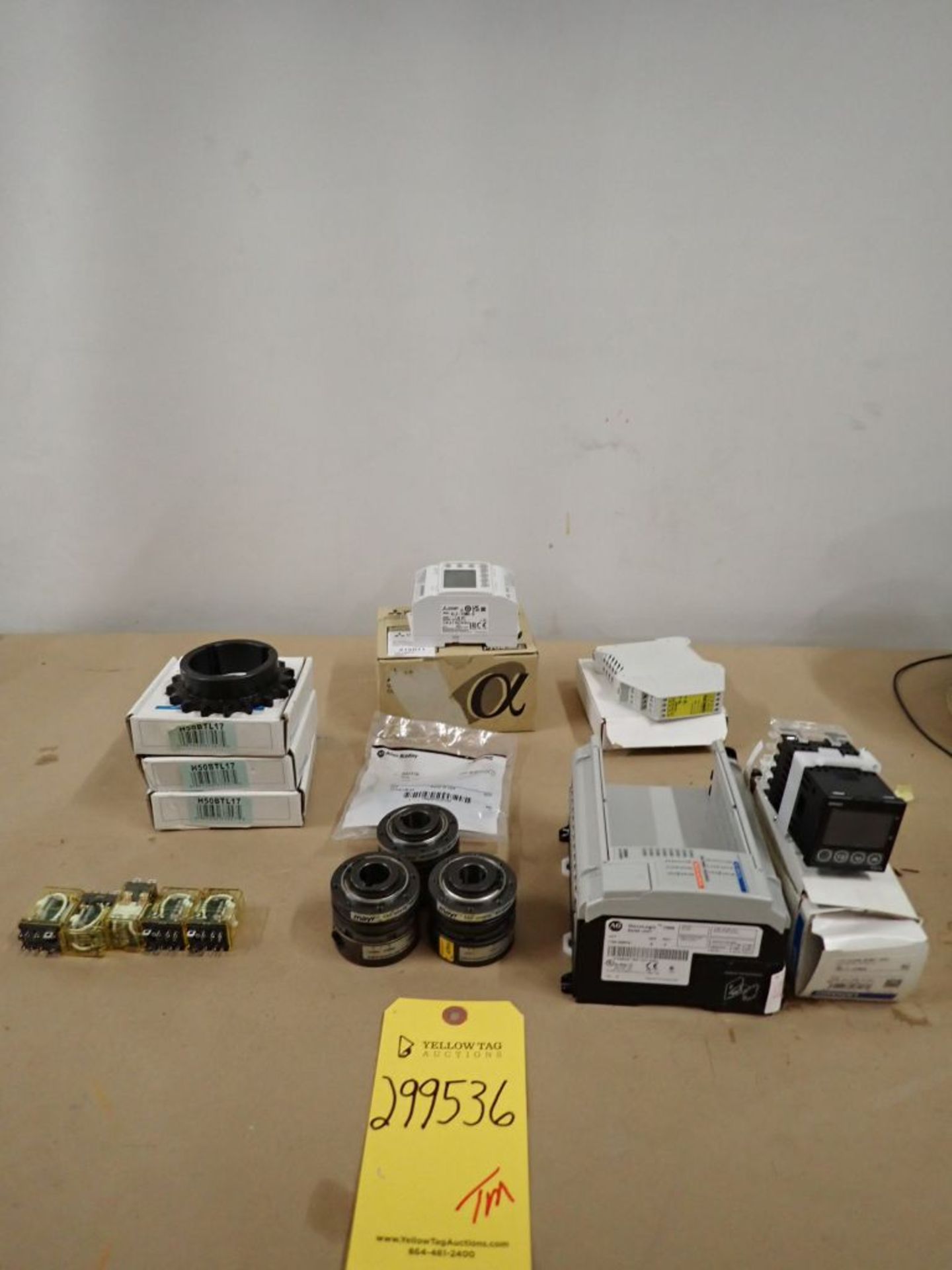 Lot of Assorted Components