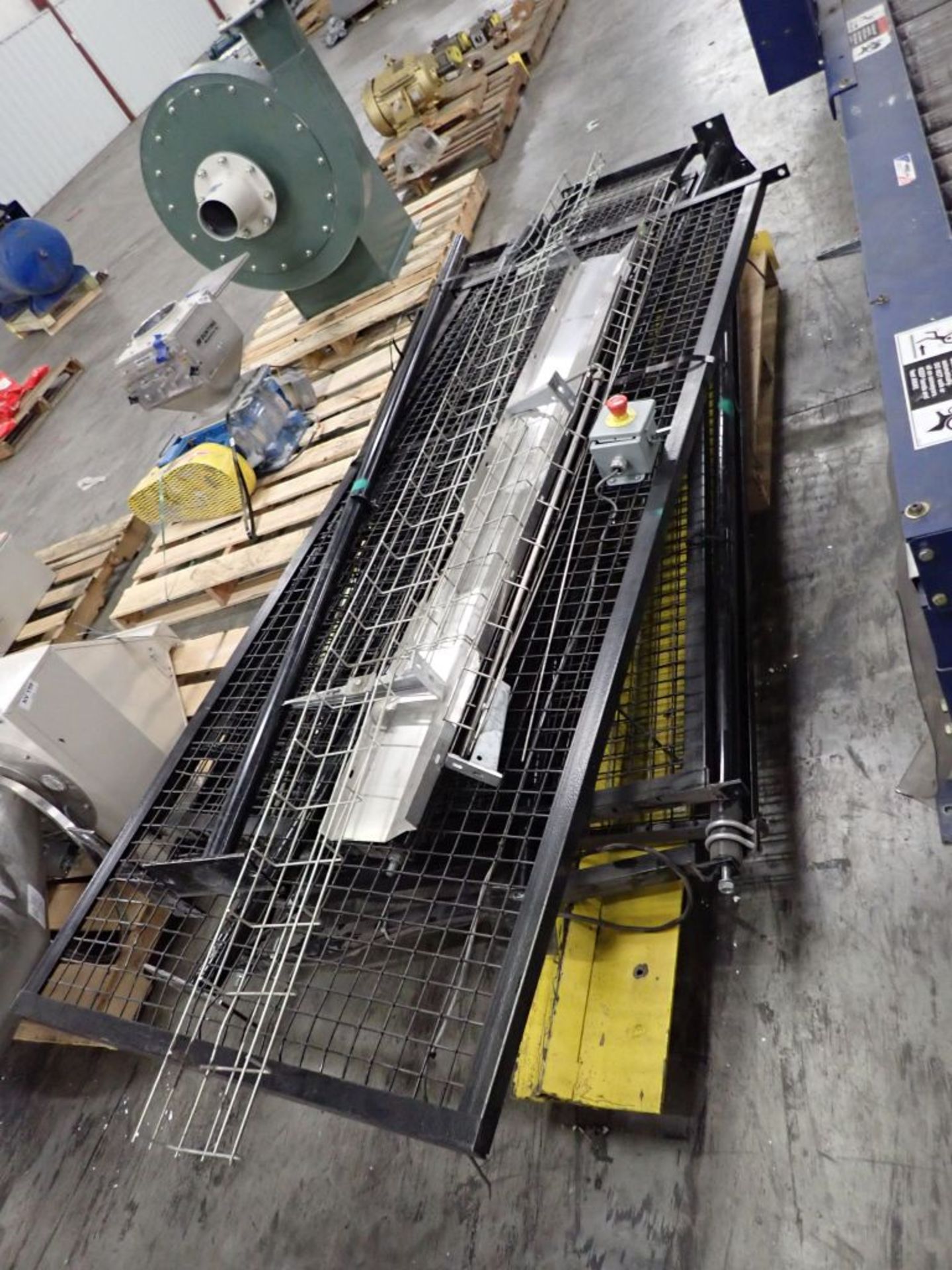 Lantech Pallet Wrapping System with Infeed and Outfeed Conveyor - Image 97 of 99