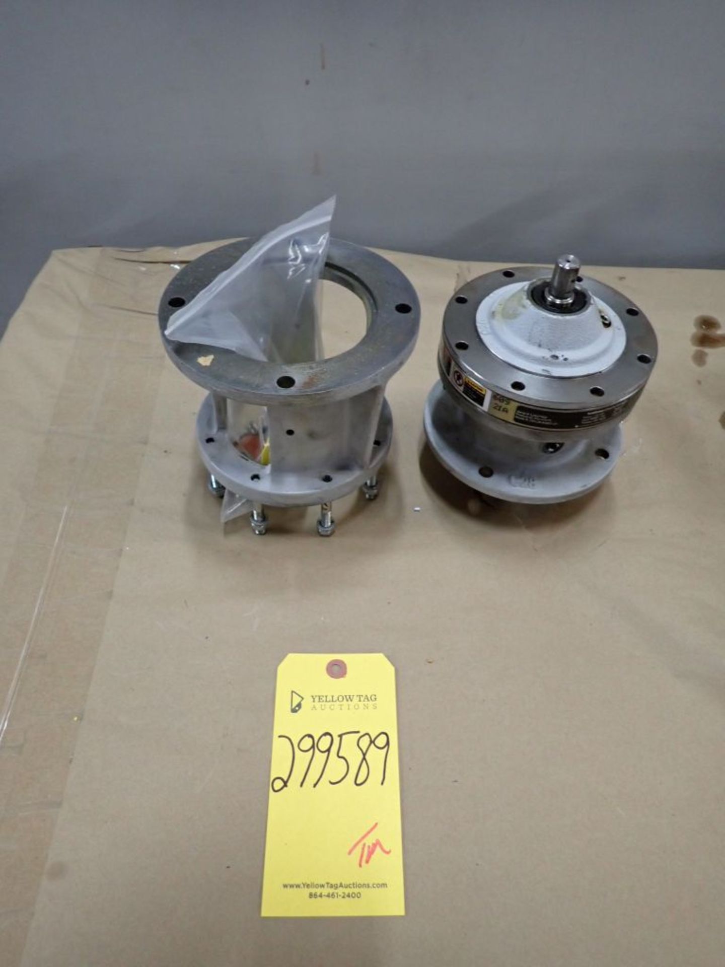 Lot of Gear Reducer with Gear Box