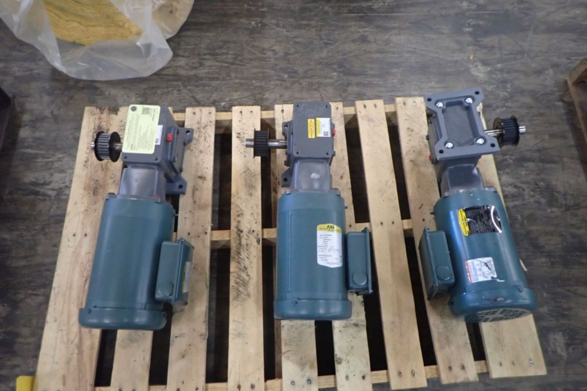 Lot of (2) Boston Gearmotors - Image 2 of 10