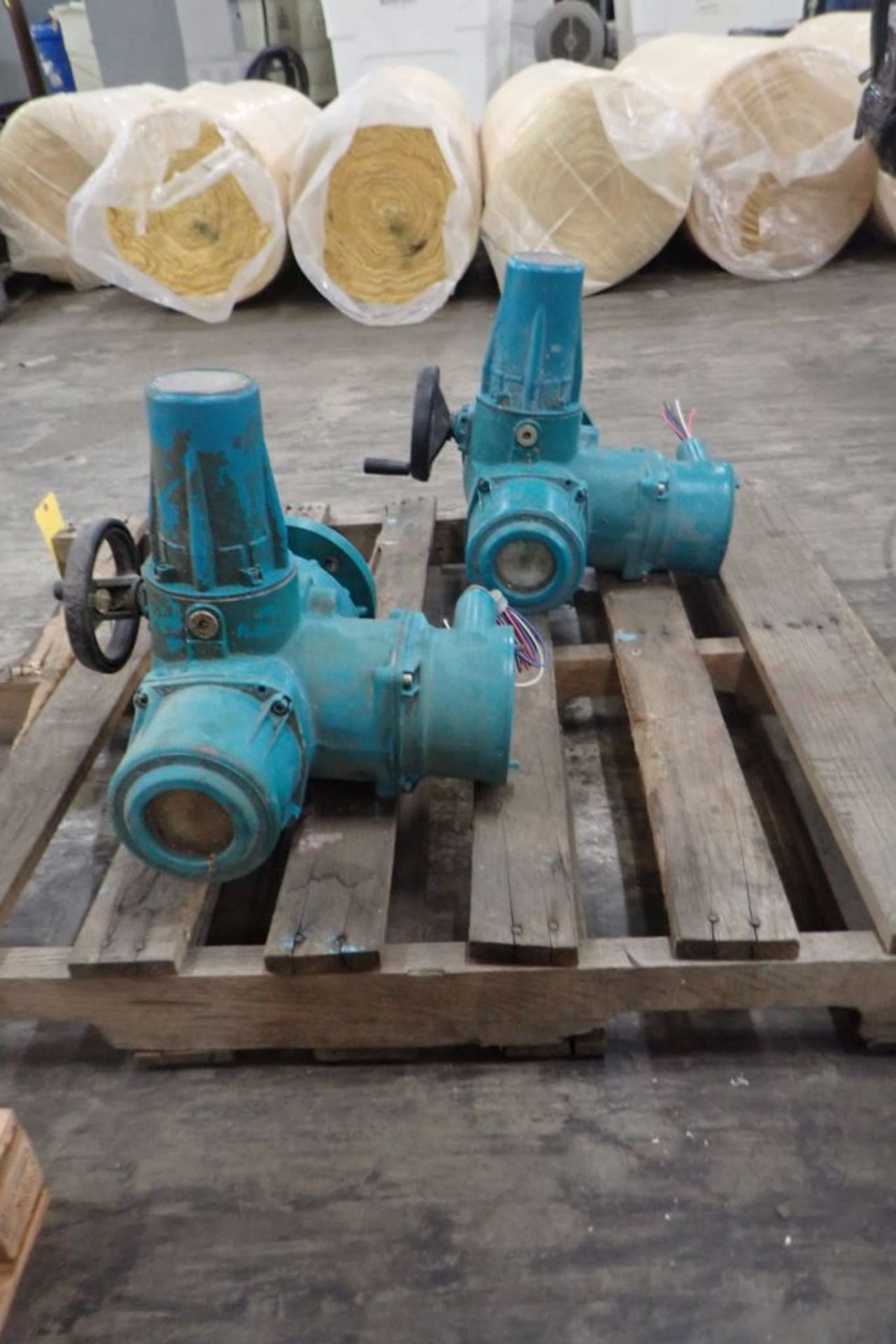 Lot of (2) Keystone Valve Actuators - Image 6 of 7