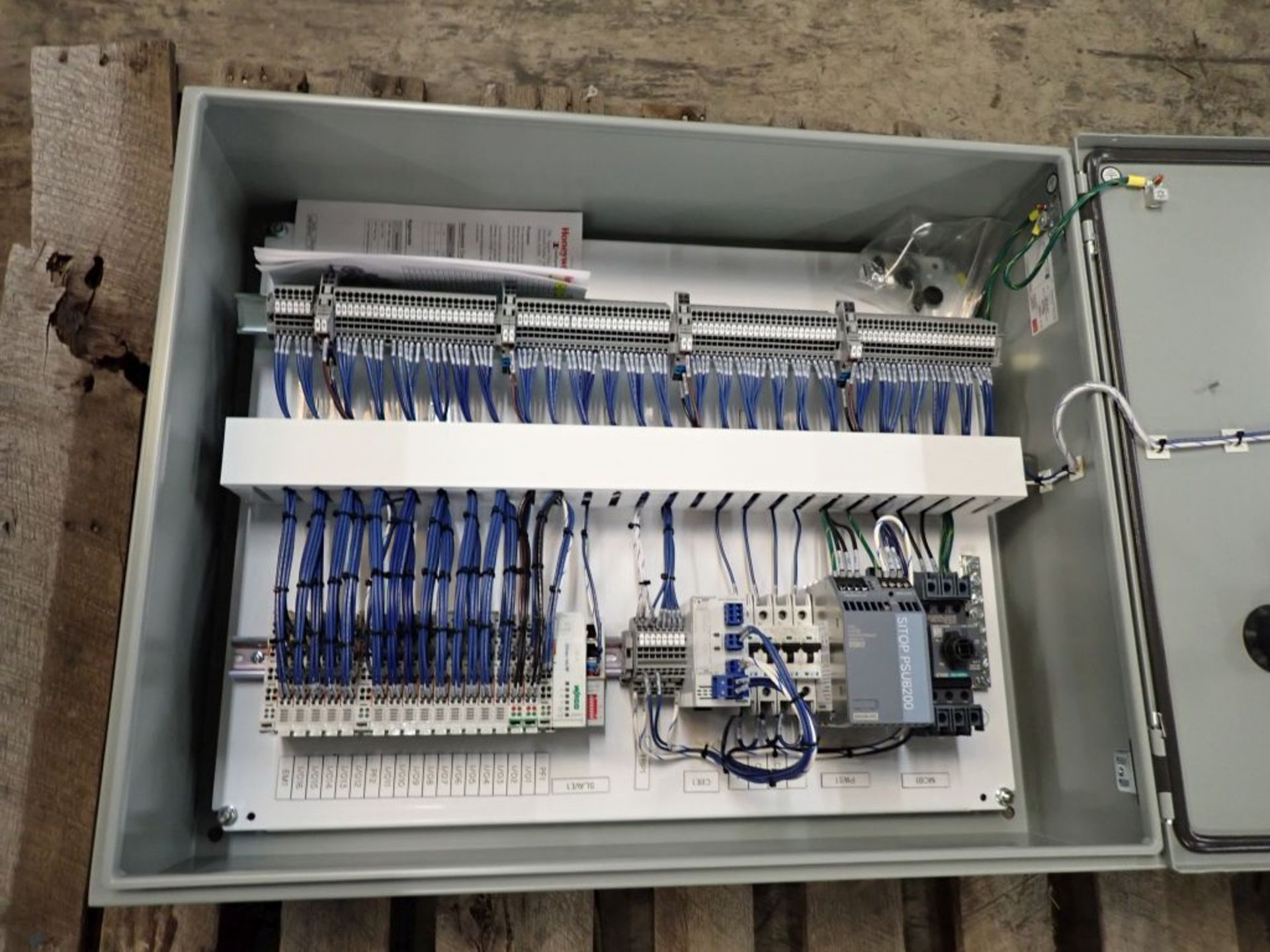 Hoffman Nvent Industrial Control Panel Enclosure with Contents - Image 6 of 8