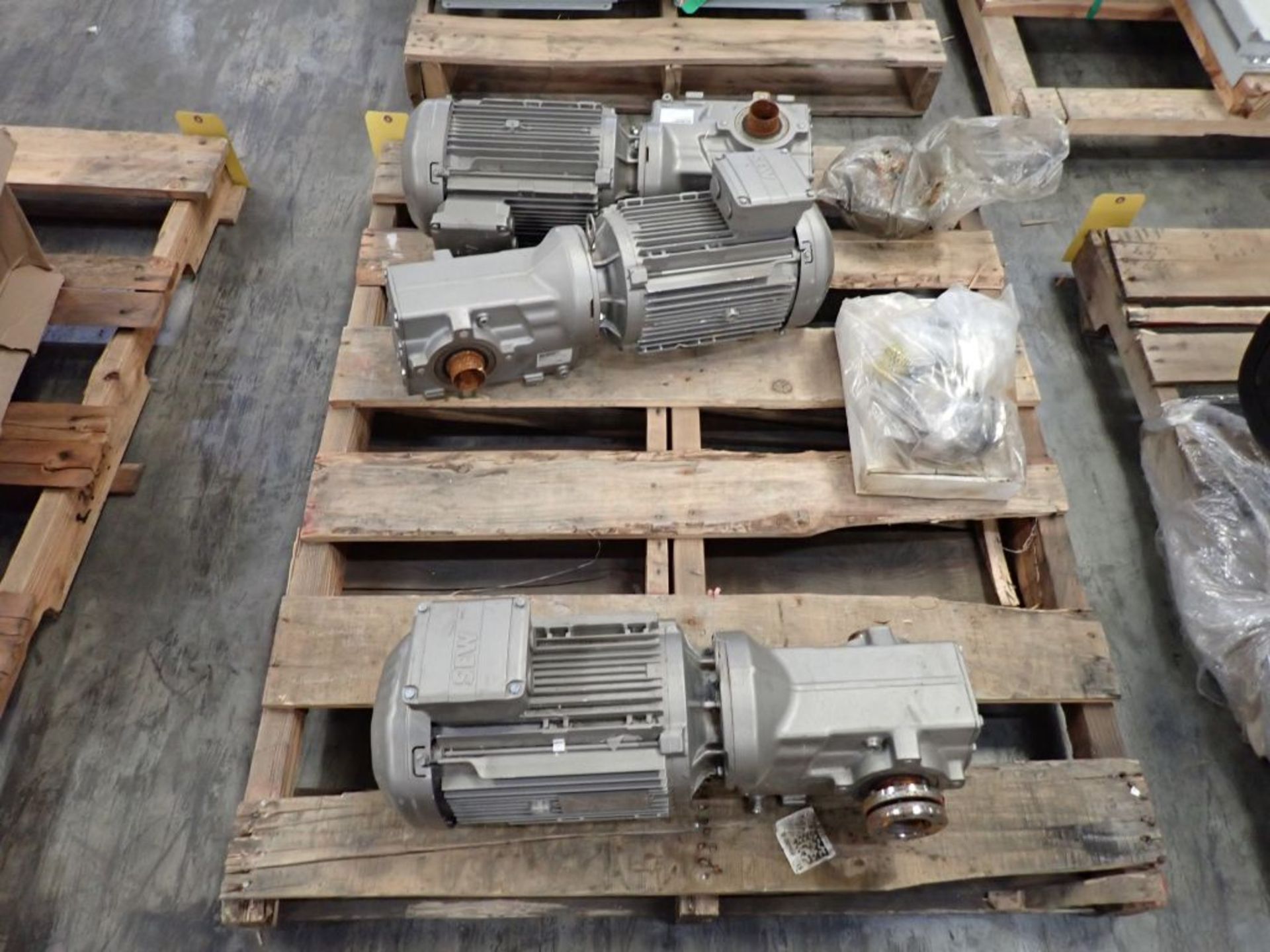 Lot of (3) Sew-Eurodrive Gearmotors