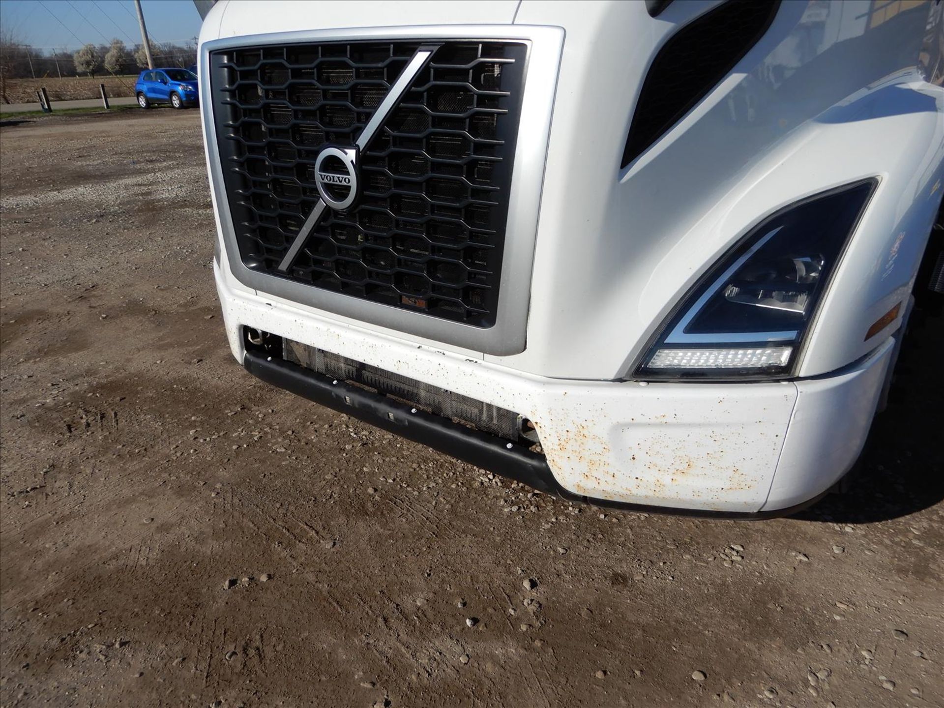 2019 Volvo VNR 300 Daycab Truck Tractor - Located in Indianapolis, IN - Image 45 of 61