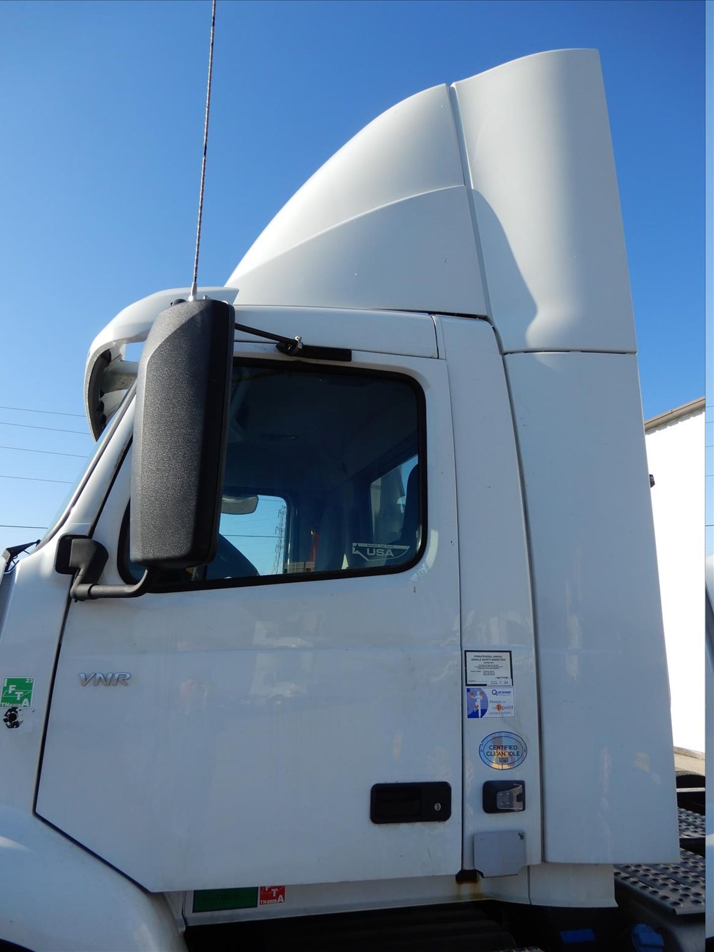 2019 Volvo VNR 300 Daycab Truck Tractor - Located in Indianapolis, IN - Bild 10 aus 61
