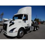 2020 Volvo VNR 300 Daycab Truck Tractor - Located in Murfreesboro, TN