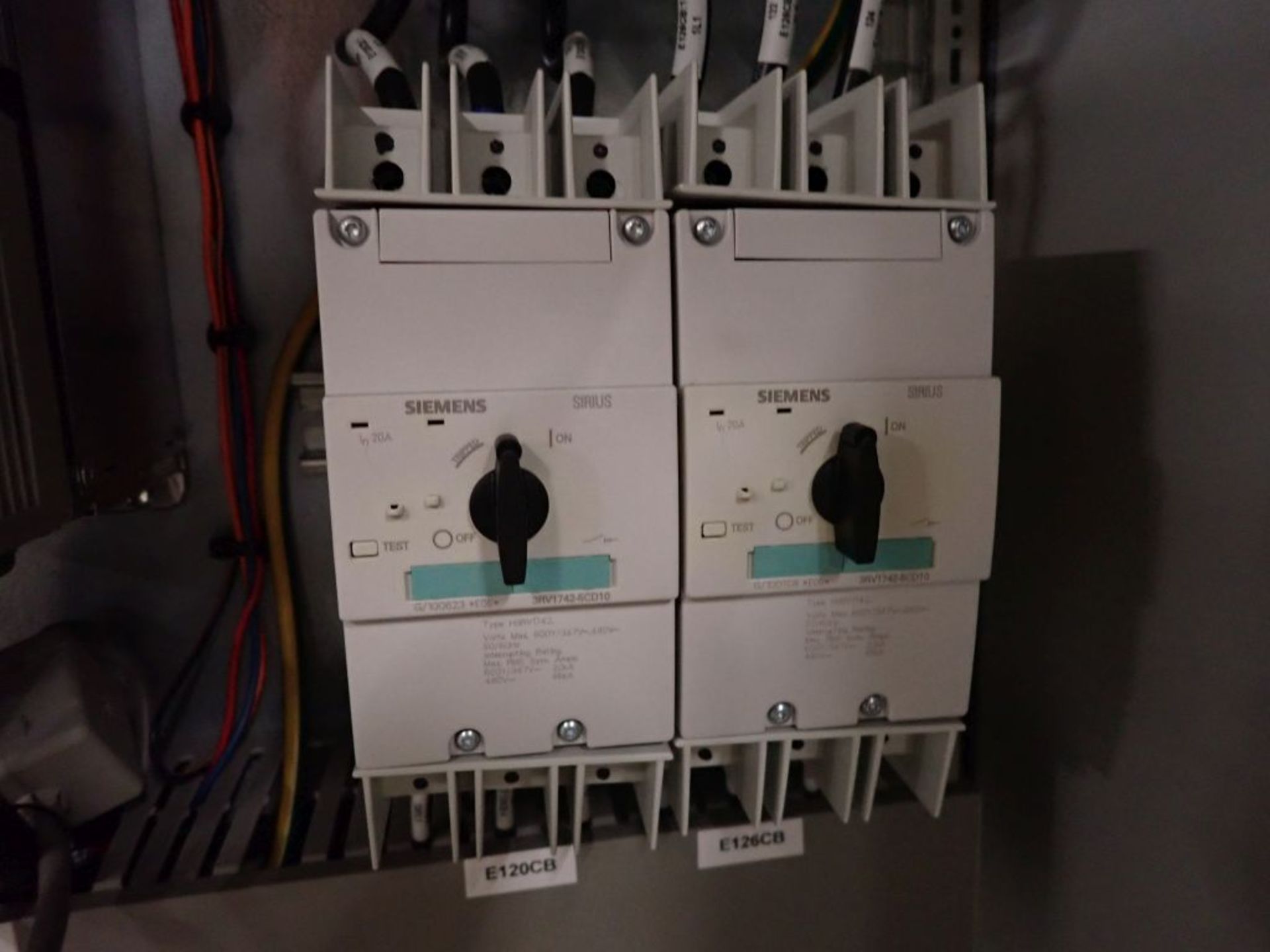 Control Panel with (2) Allen Bradley Powerflex 700 Drives - Bild 43 aus 48