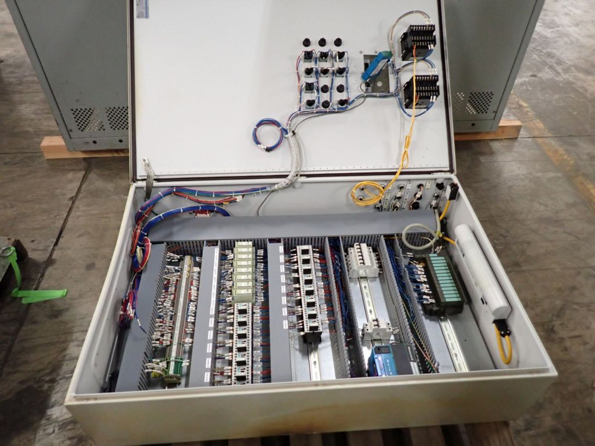 Control Panel with Contents - Image 2 of 27