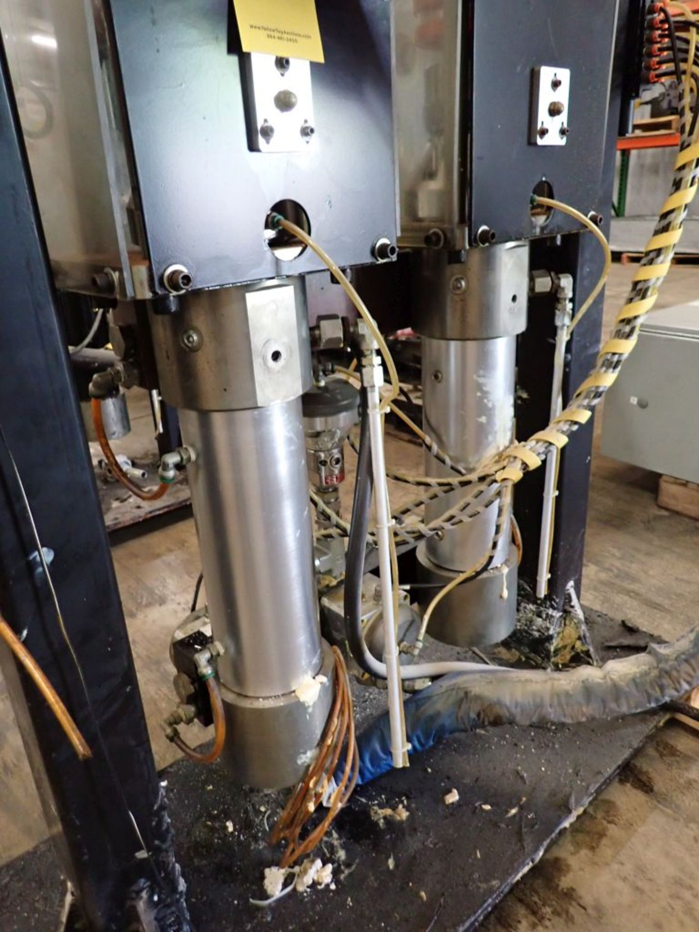 Sealant Equipment and Engineering Techcon Meter Mix Dispense System - Bild 18 aus 20