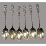 6 entzückende Teelöffel, Deutsch, um 1900, Silber 800/000, punziert, 66 g, Griffe mit reicher Dekor