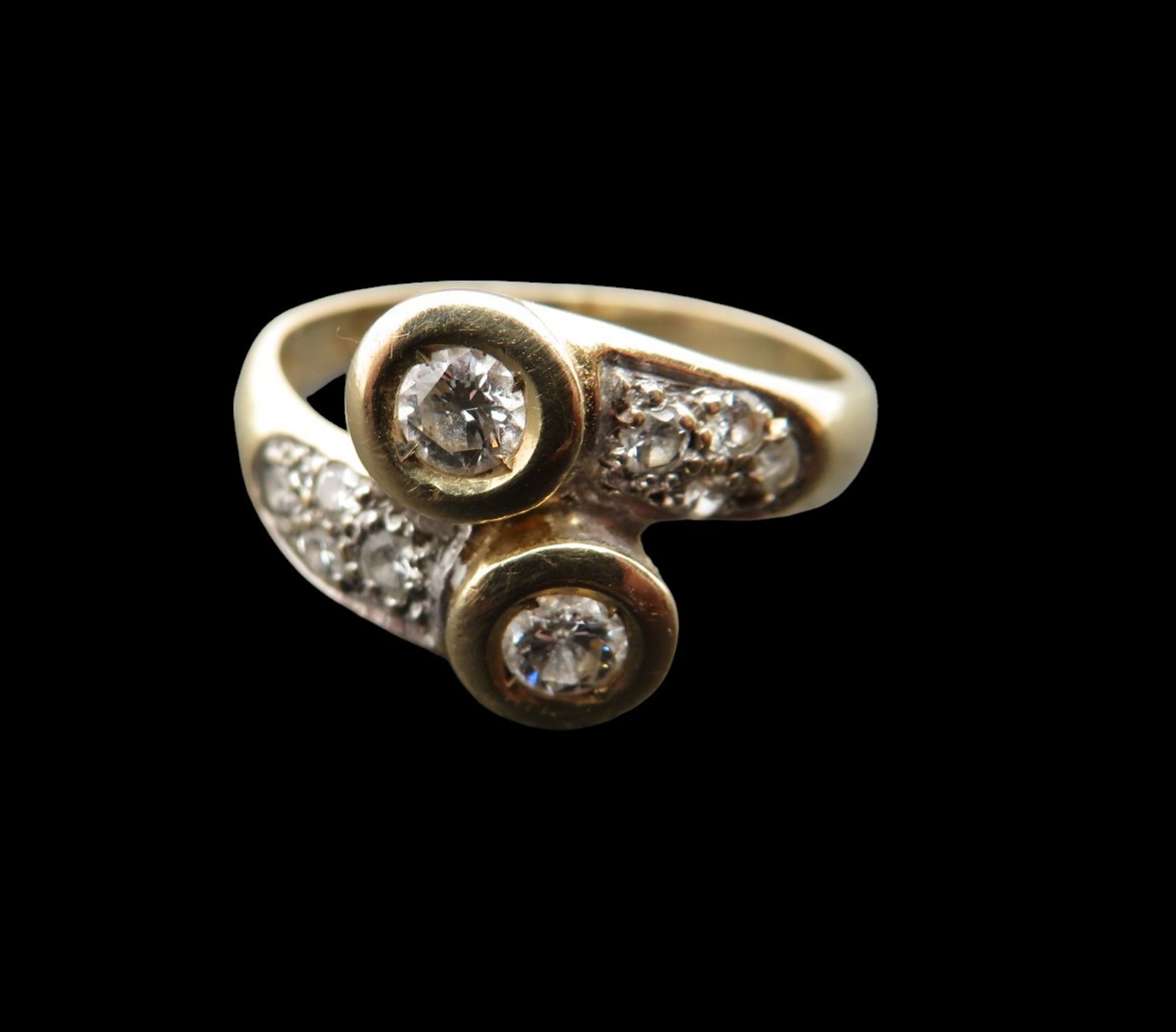Toi-et-Moi-Ring, 7 Brillanten, zus.ca. 0,20 ct, IF, Gelb- und Weißgold 585/000, punziert, 2,7 g, Ri
