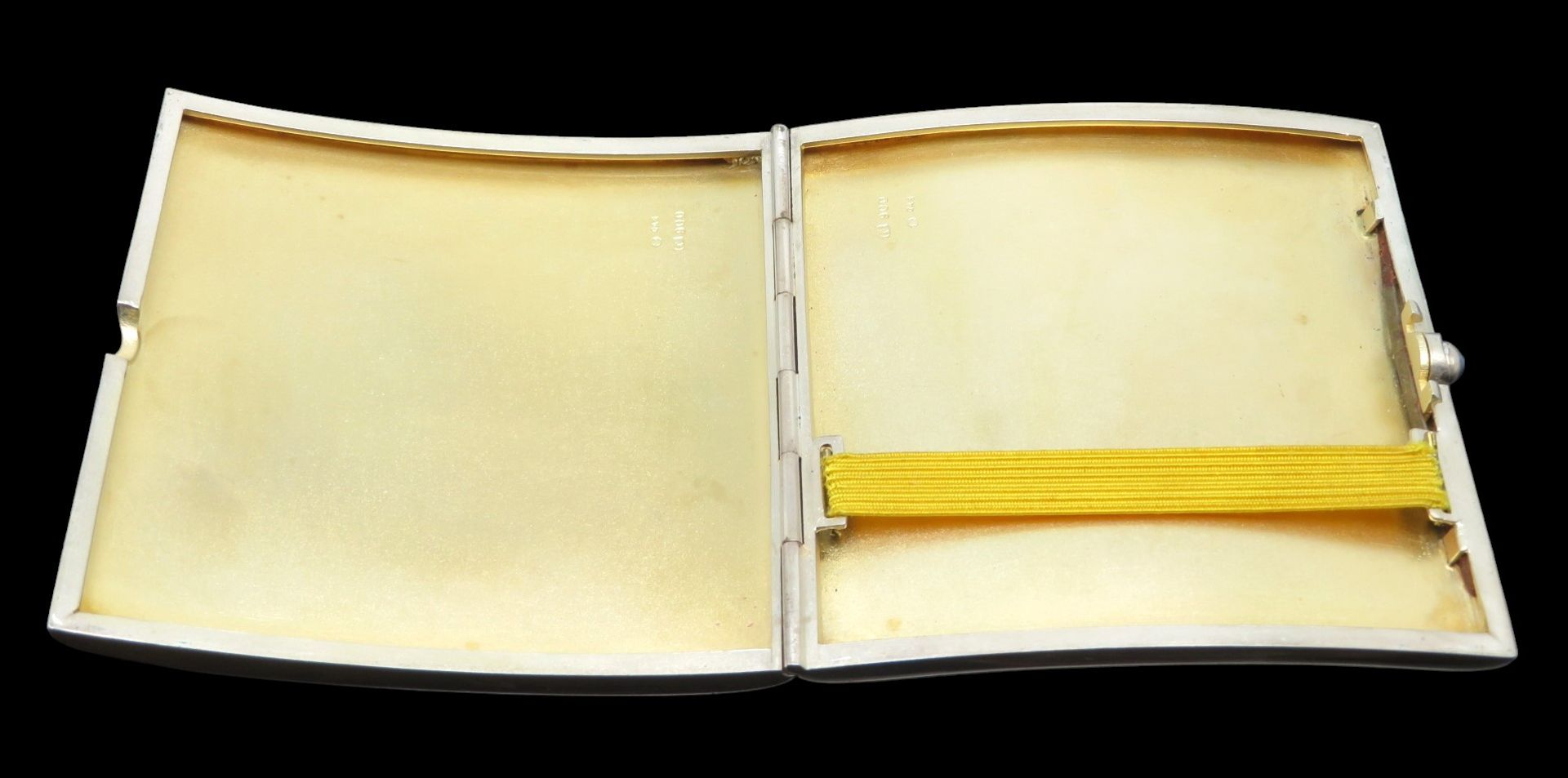 Elegantes Zigarettenetui, Deutsch, Monogrammgravur "BW", Silber 900/000, punziert, 100,36 g, Innenv - Bild 2 aus 3