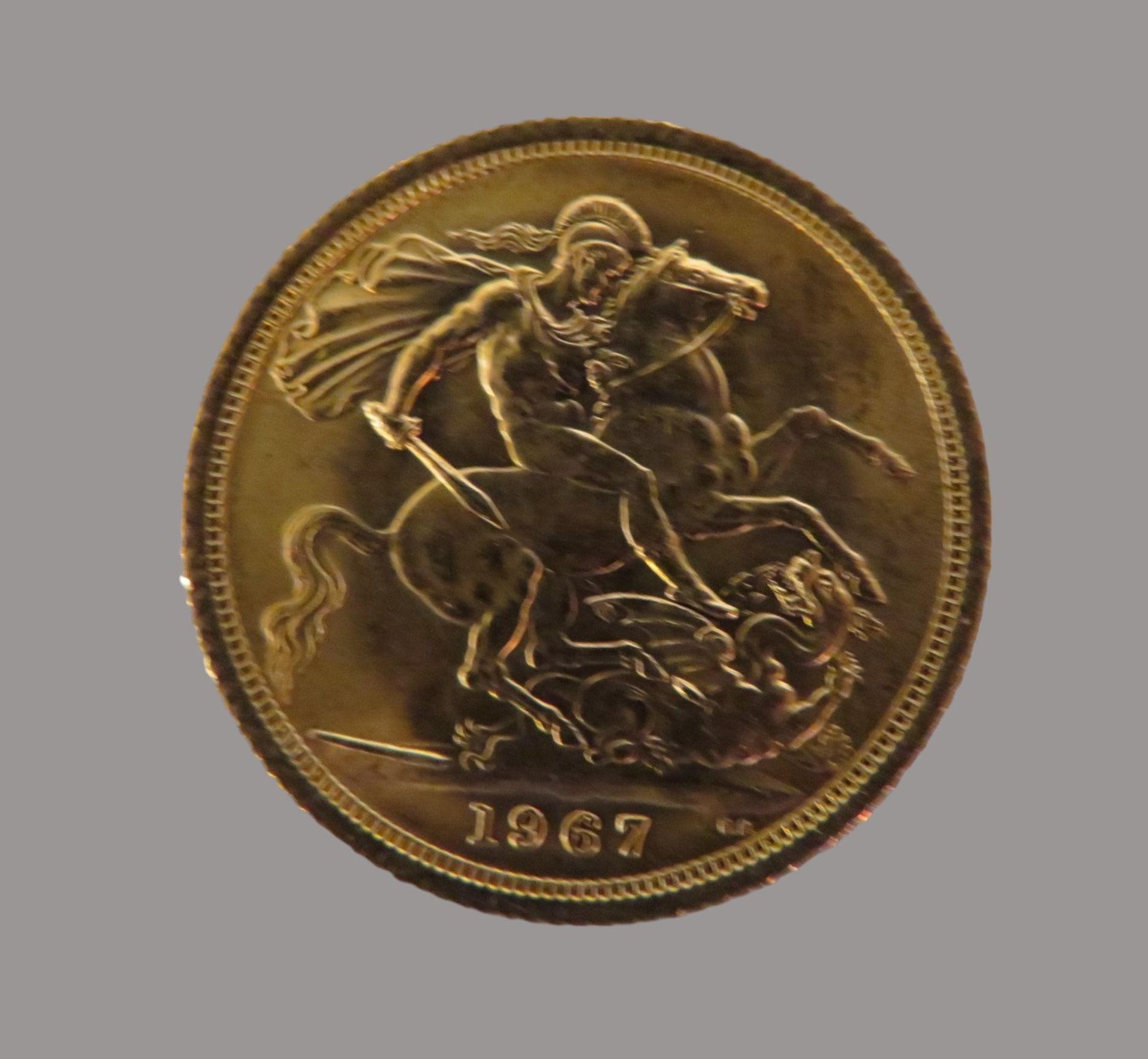 Goldmünze, 1 Pfund, Sovereign, 1967, Gold 916/000, 7,99 g, d 2,2 cm. - Image 2 of 2