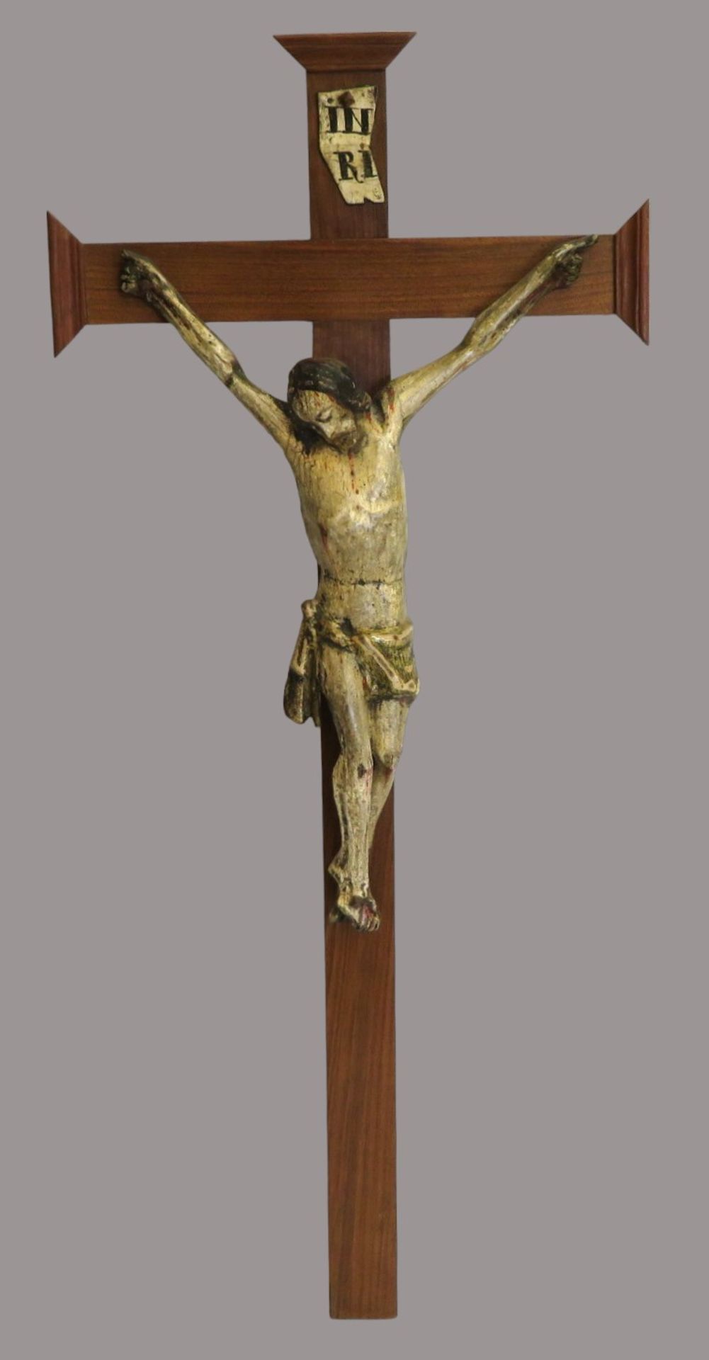Kruzifix, Süddeutsch, um 1800, holzgeschnitzt und gefasst, Kreuz später, Korpus 31 x 20 cm, Kreuz l - Bild 2 aus 2