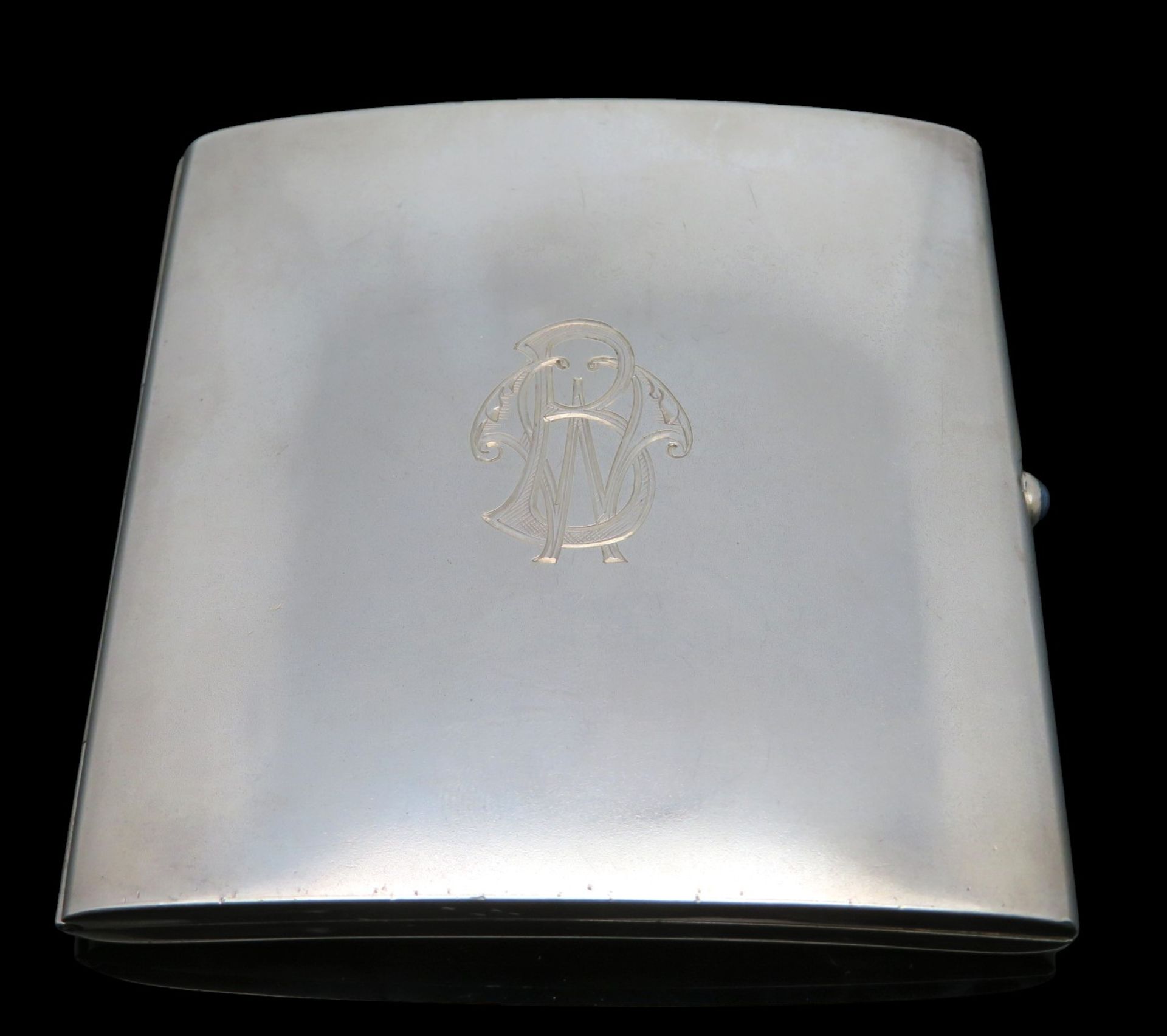 Elegantes Zigarettenetui, Deutsch, Monogrammgravur "BW", Silber 900/000, punziert, 100,36 g, Innenv