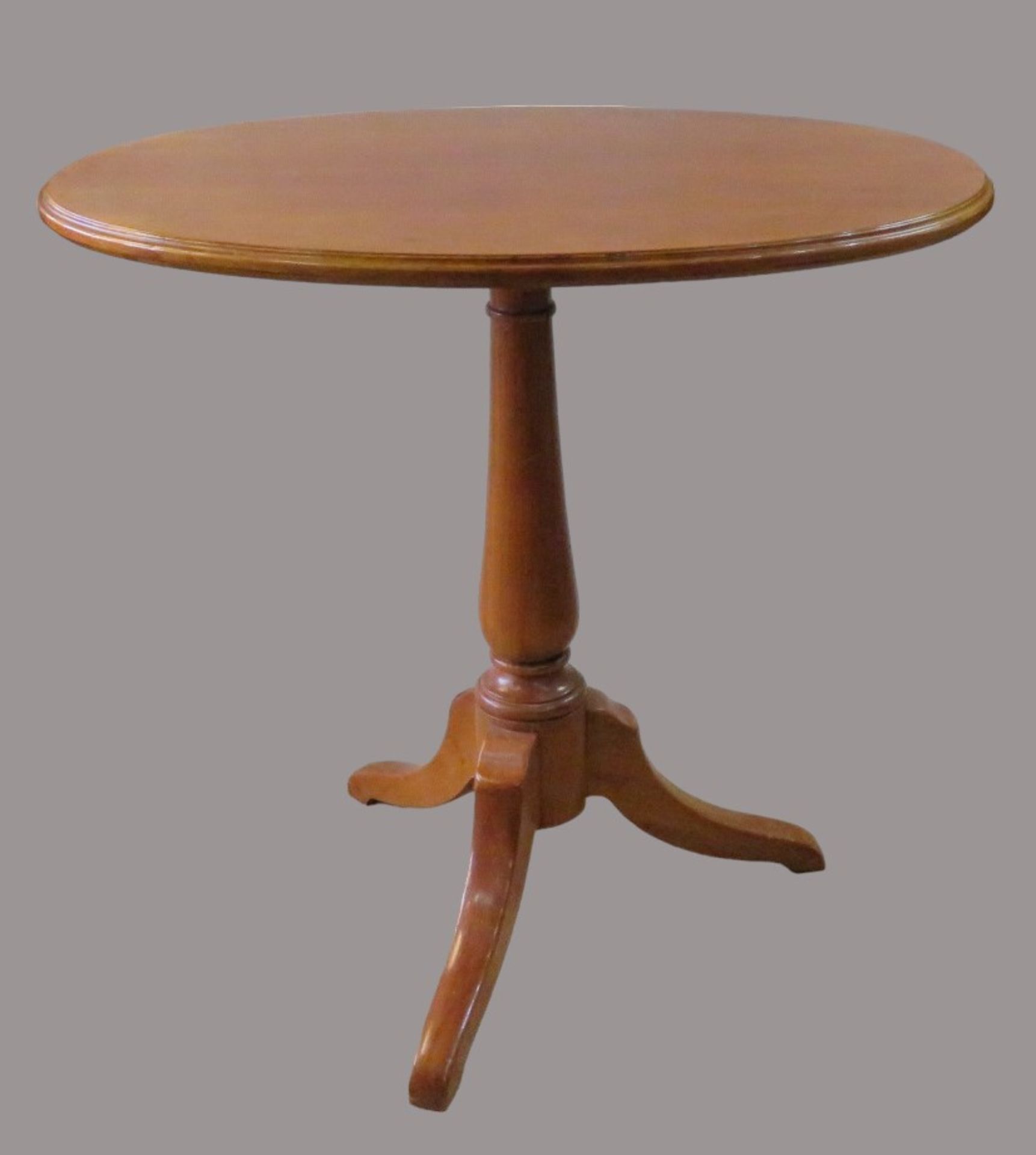Beistelltisch, Louis Philippe-Stil, ovale Platte, nussbaumfarben, Dreifuß, Gebrauchsspuren, 70 x 76