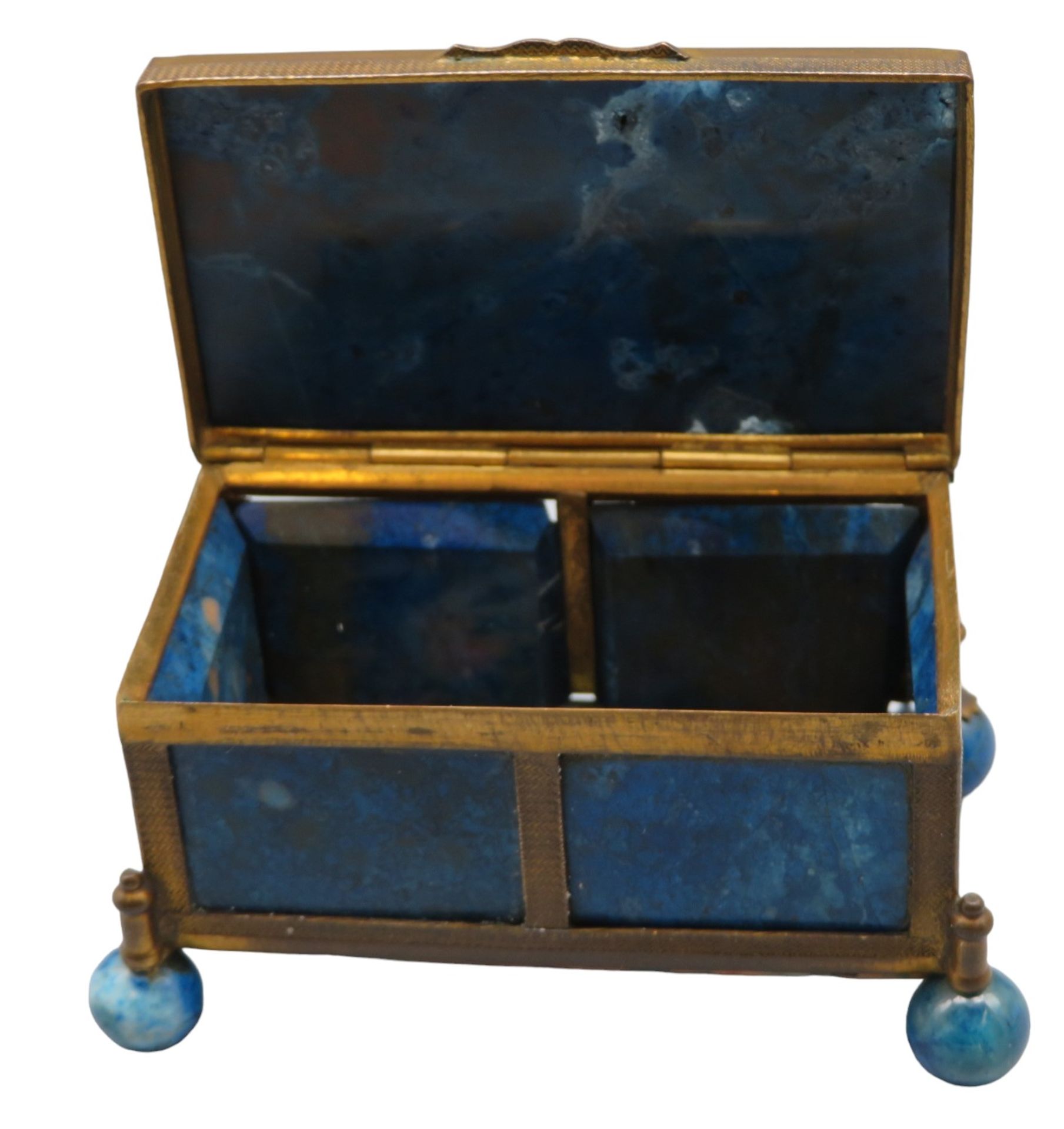 Außergewöhnliche Schatulle/Truhe, 19. Jahrhundert, blauer Farb-/Edelstein, Metallfassung mit geomet - Bild 2 aus 2