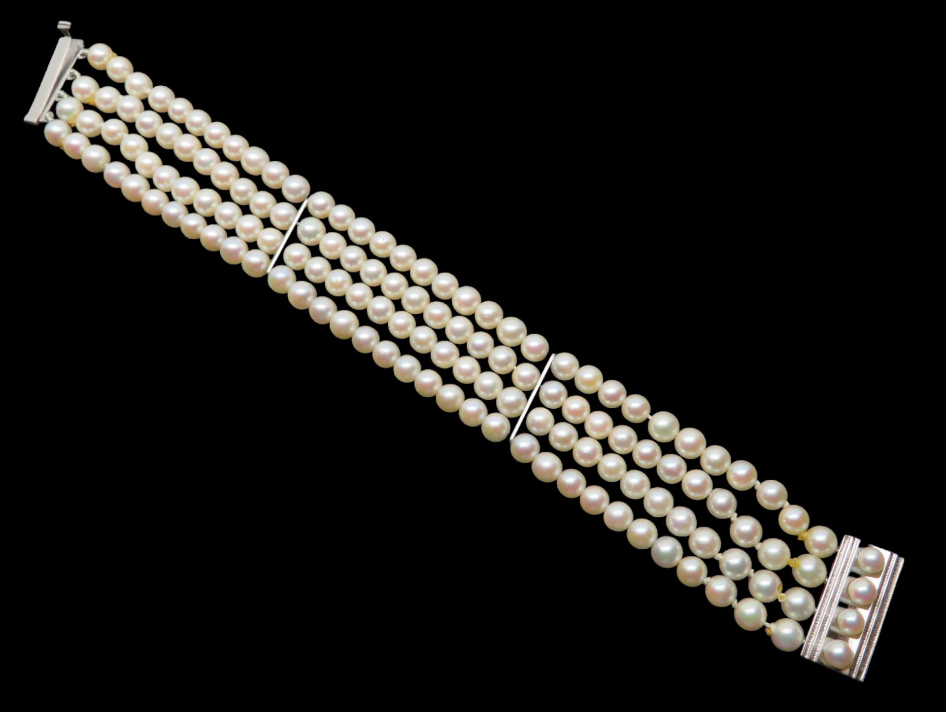 Klassisches Perlen-Armband, 4-reihig, Schließe besetzt mit 4 Perlen, Schließe und 2 Zwischenglieder - Image 2 of 2