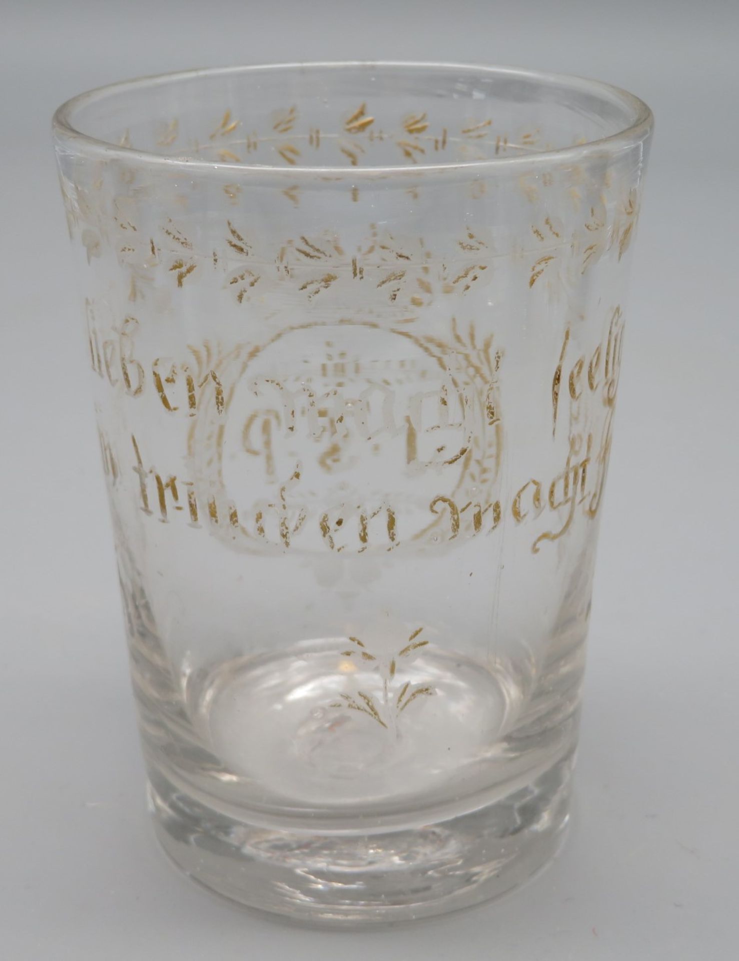 Becher mit heraldischer Gravur, 5-zackiger Krone und Trinkspruch "Gott lieben mach selig, Wein trin - Image 2 of 3