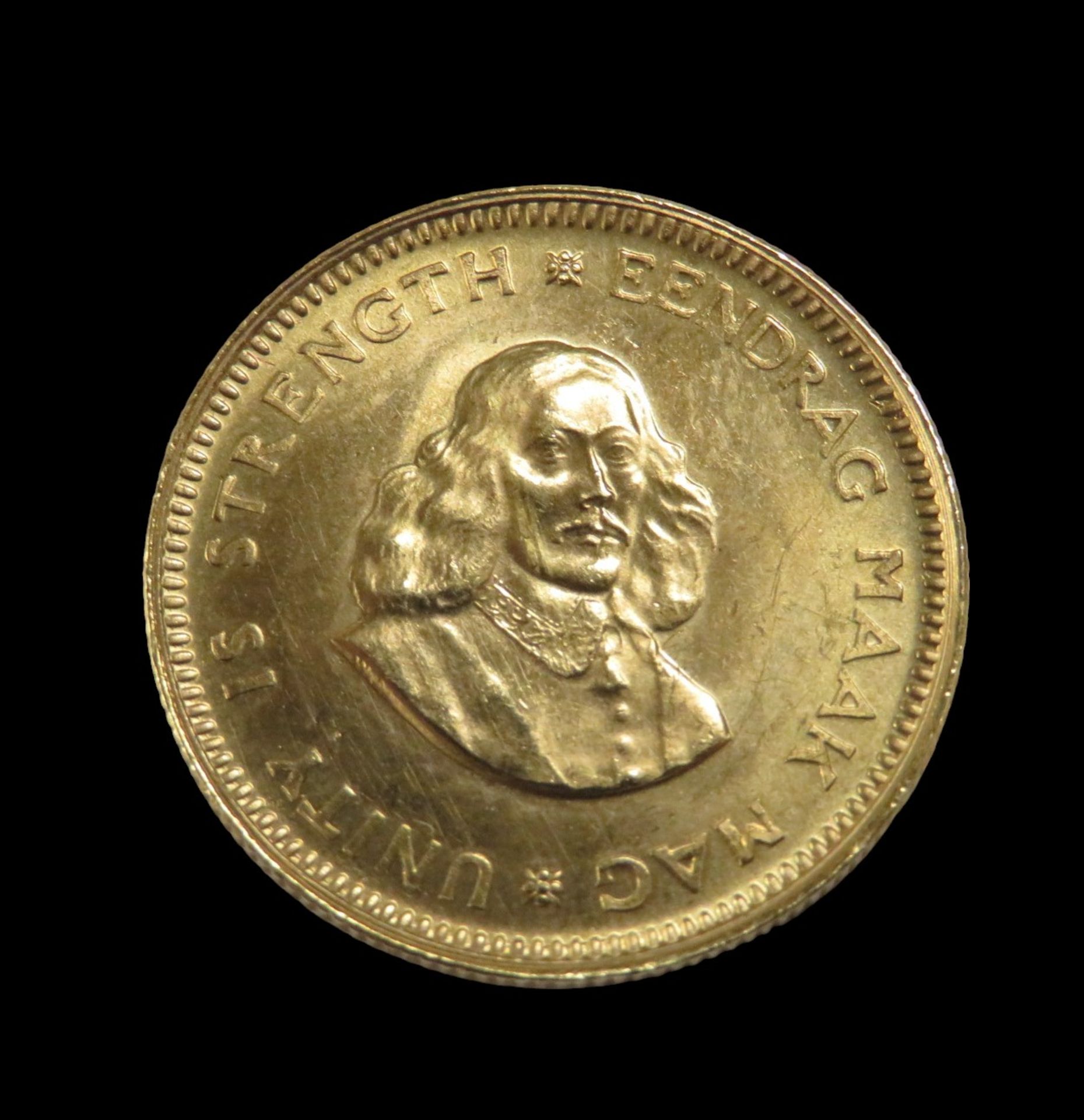 Goldmünze, 1 Rand, Südafrika, 1969, 916,6/000, 4 g, d 1,9 cm.