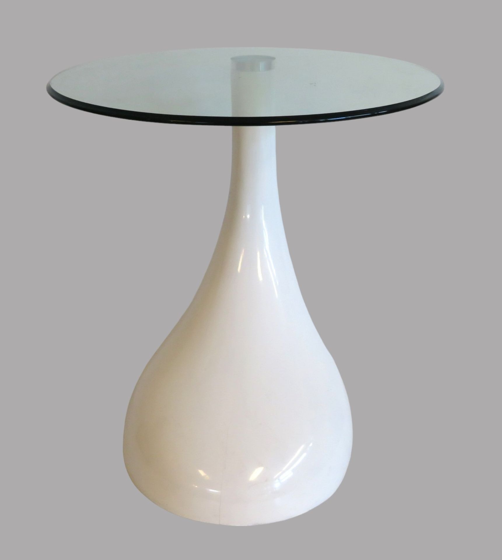 Designer Tisch, wohl Colani, weiß gelackter Fuss mit Glasplatte, Glas mit kleineren Gebrauchsspuren - Bild 2 aus 3