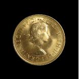 Goldmünze, 1 Pfund, Sovereign, Elizabeth II, 1968, Gold 916/000, 7,99 g, d 2,2 cm.