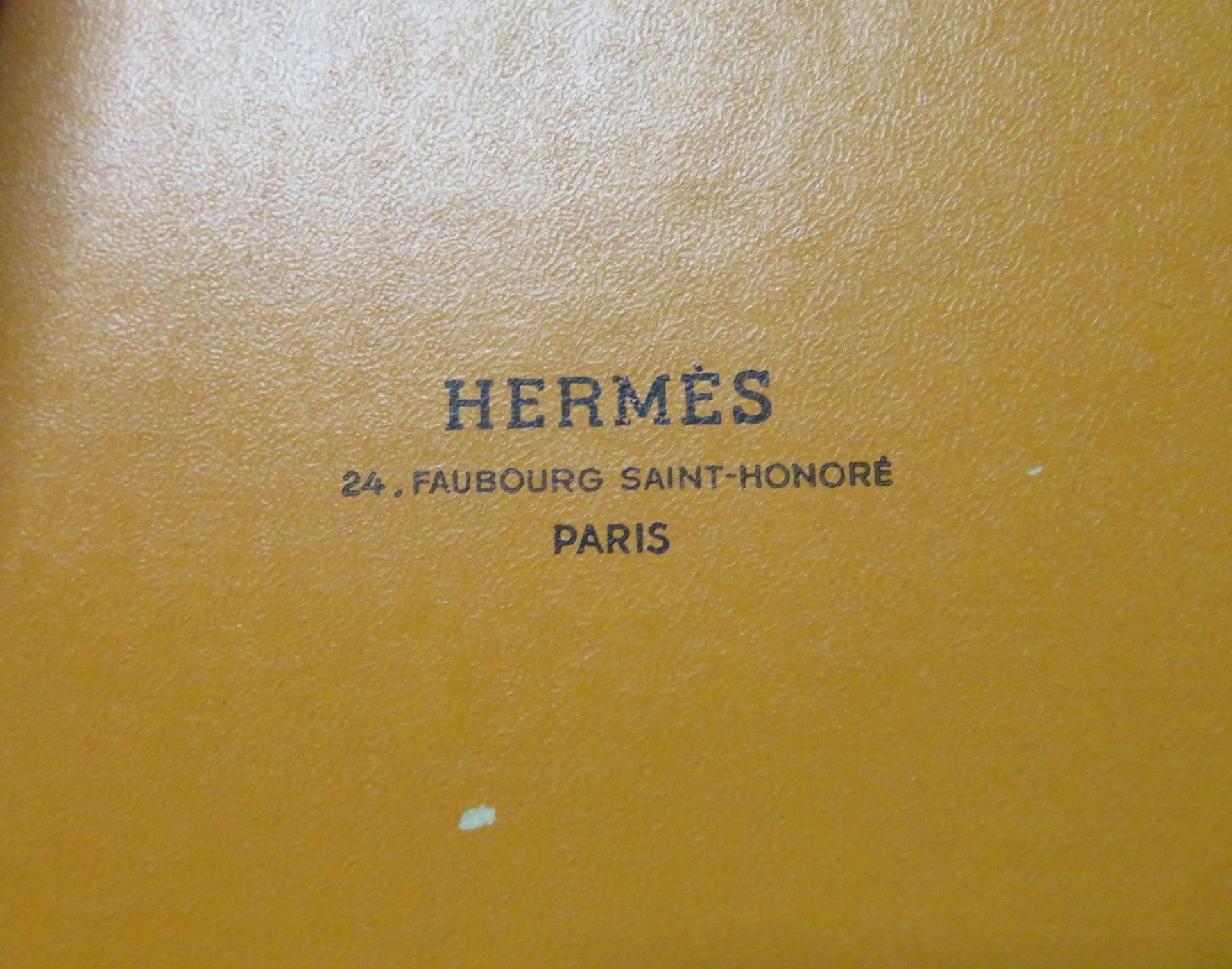 Seidentuch/Carré, Hermès Paris, Entwurf Cathy Latham, Roues de Canon, 100 % Seide, sign., unbedeute - Bild 3 aus 3