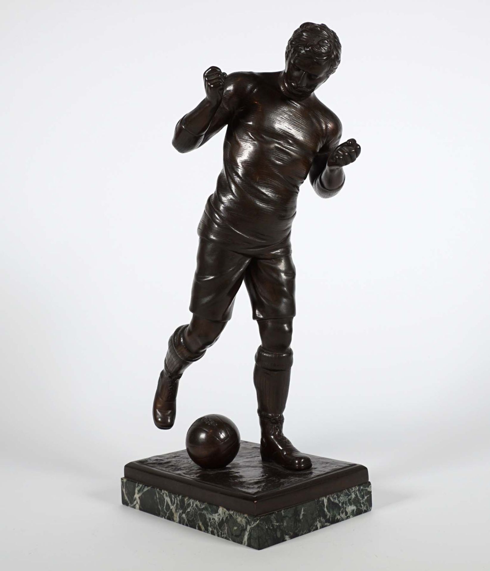 STATUE, 1920er-Jahre, Fußballspieler
