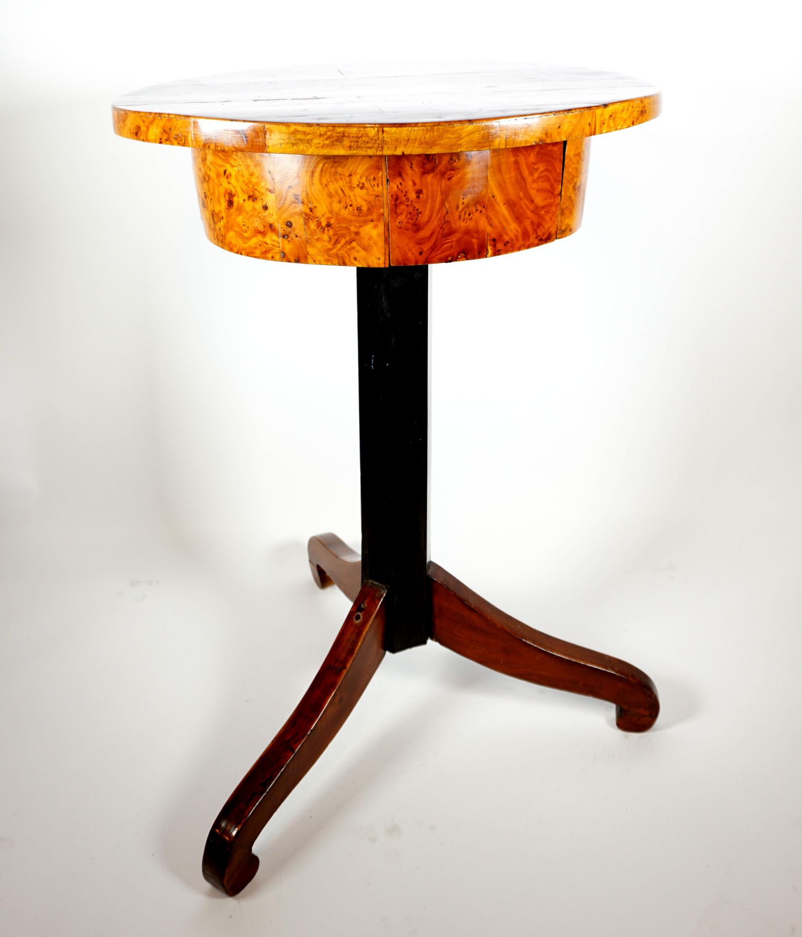 BEISTELLTISCH/ Tripodtable, Biedermeier-Epoche,