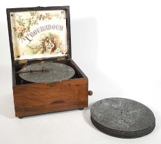 MUSIKDOSE/ LOCHPLATTEN-SPIELDOSE, um 1900,