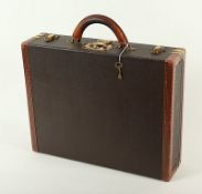 Louis Vuitton Aktenkoffer, President Classeur, dunkelbraunes Leder, mit Monogramm WP