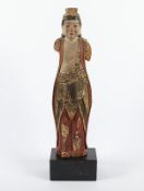 Figur eines Kannon, Holz, farbig gefasst, JAPAN, Edo-Zeit