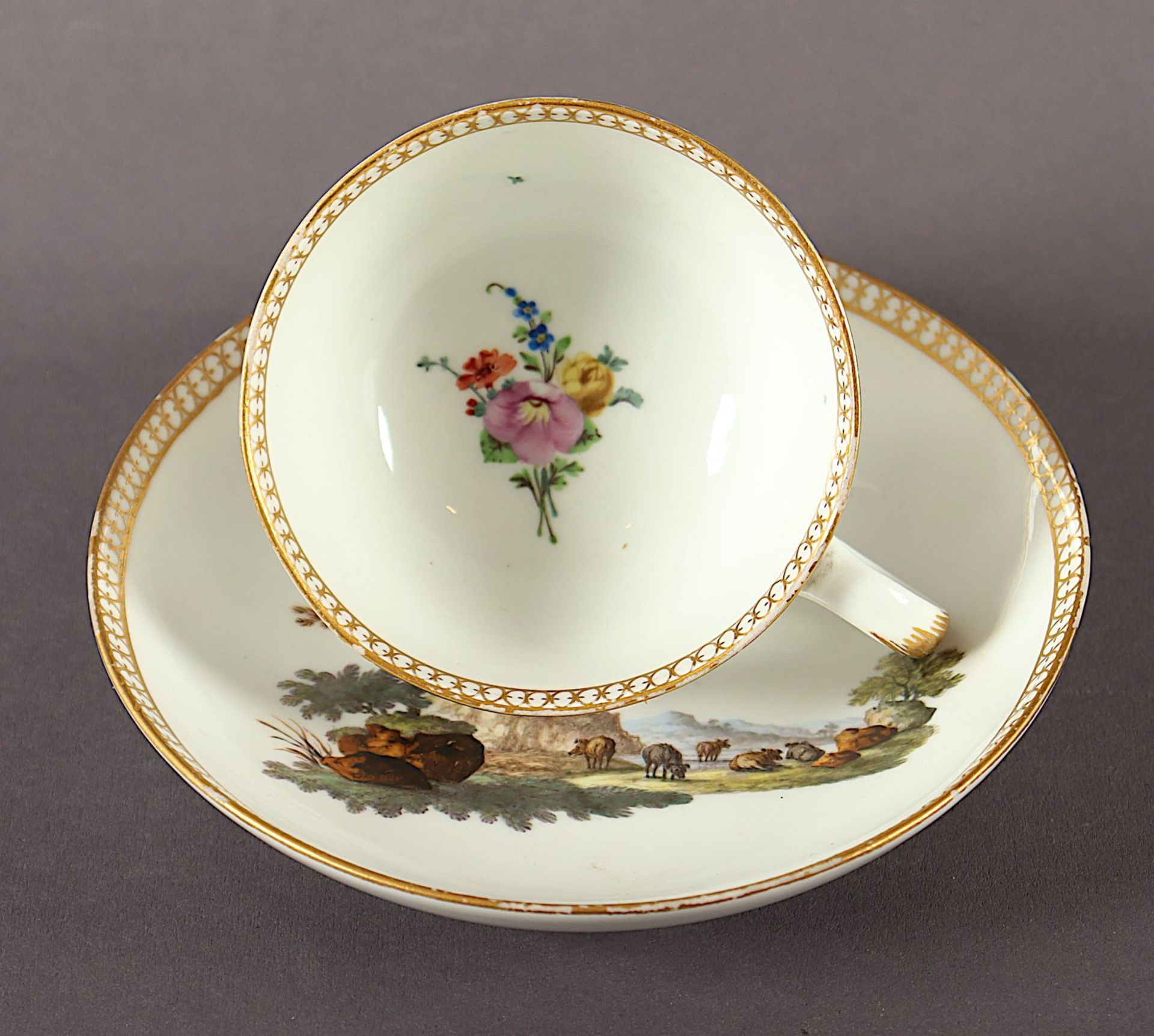 Tasse mit Untertasse, Christian Friedrich Kühnel, Meissen, um 1780 - Image 2 of 3