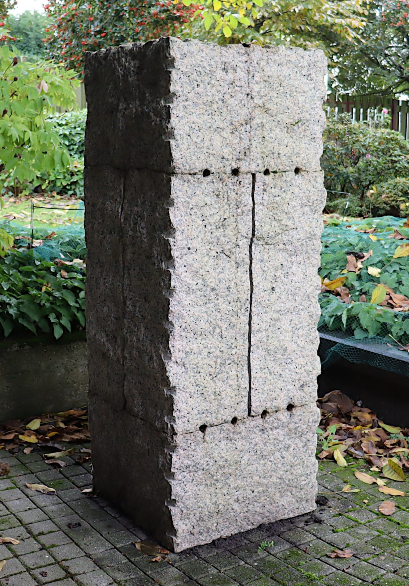 Rückriem, Ulrich, "ohne Titel", Granitskulptur - Bild 3 aus 8