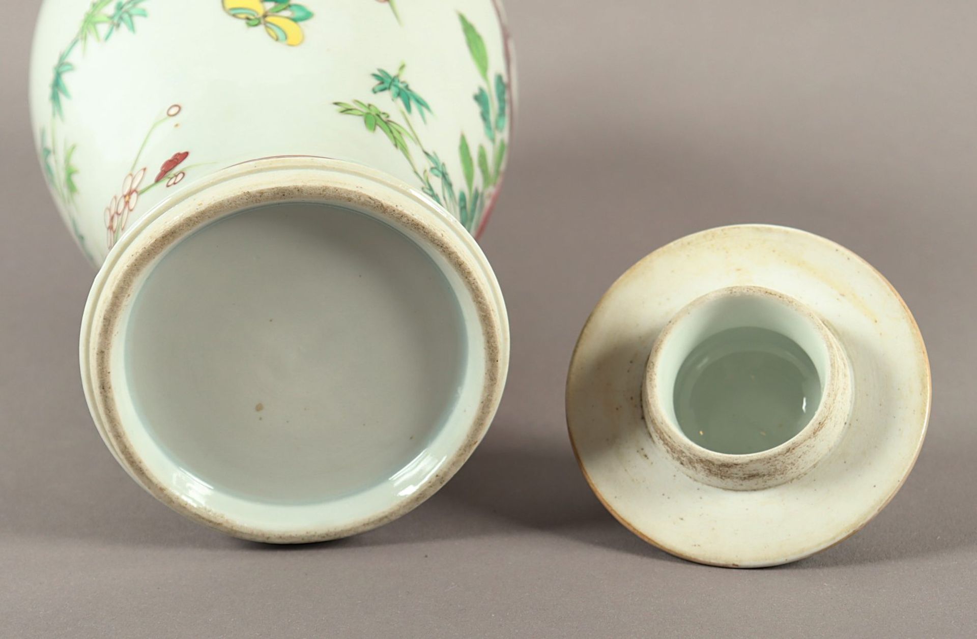 Deckelvase, Porzellan, China - Bild 3 aus 3