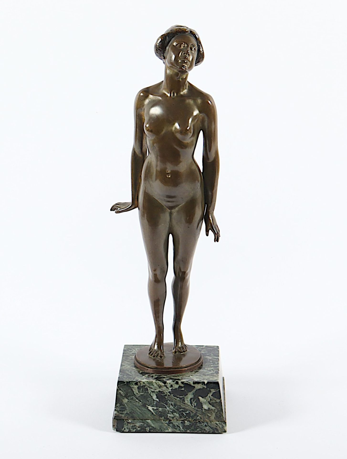 Stehender Akt, Bronze, Marmorsockel