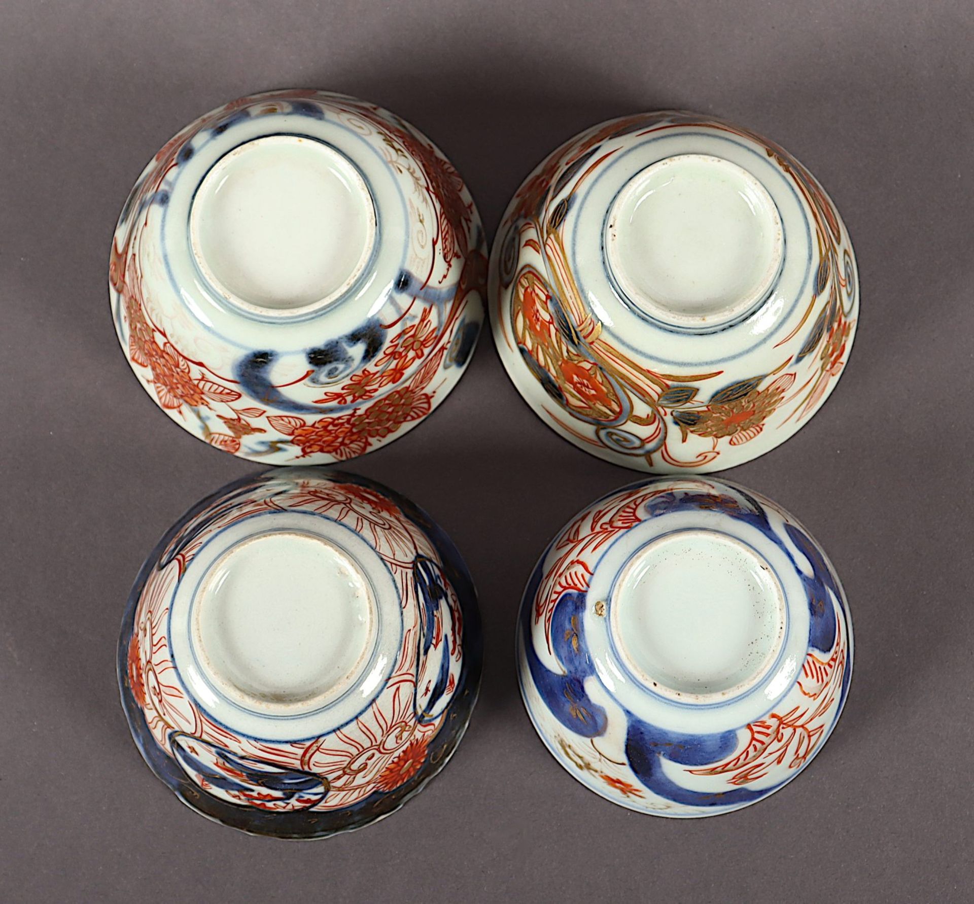 vier Koppchen mit UT, Porzellan, JAPAN, 19.Jh, - Bild 3 aus 5