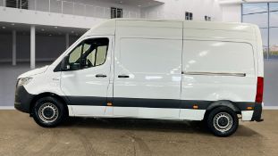 MERCEDES-BENZ SPRINTER PROGRESSIVE - AUTOMATIC 2022 MODEL (71 REG) - ONLY 24K MILES