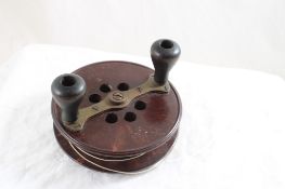 U-Need-A-Reel Sidewinder Fishing Reel