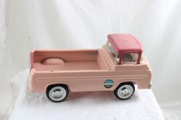 Nylint #6200 Kennels Pressed Steel Ford Truck