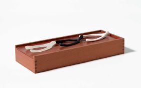 Lorna Simpson (1960 Brooklyn – lebt in New York)