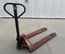 SLIM PALLET JACK - HANDLE HAS BEEN REPLACED BY A SCREW, BUT IT WORKS FINE