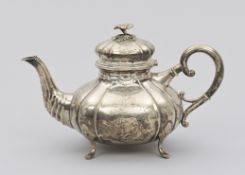 Teekanne in Barockstil