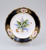 Teller Frühblüherbukett