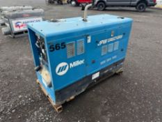 MILLER BIG BLUE 302P WELDER SN:KK251295 powered by Kubota diesel engine, equipped with 400AMP