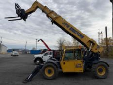 CAT TL1055 TELESCOPIC FORKLIFT SN:TBM01162 4x4, powered by Cat diesel engine, equipped with EROPS,