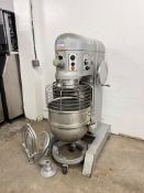 Hobart Model H-600T 60QT Planetary Dough Mixer w/Timer & Bowl Gaurd